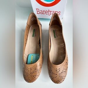 BareTraps Women's Brown Loafers